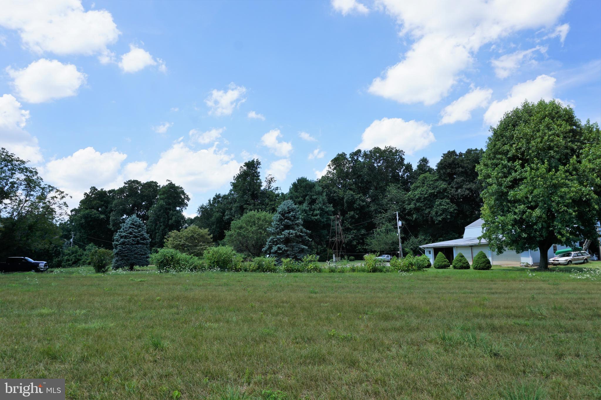 325 Ness Road York, PA 17402 - Photo 23 of 43 Gallery Image 23