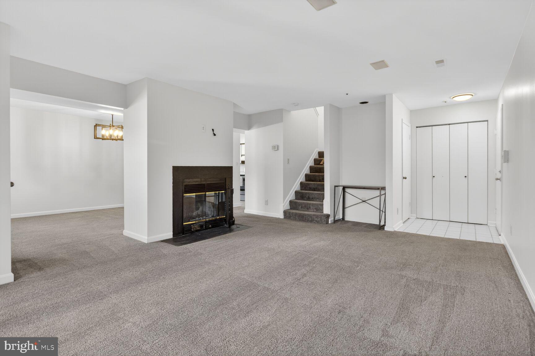 4950 Columbia Road, Unit 3 Columbia, MD 21044 - Photo 8 of 27 Main level