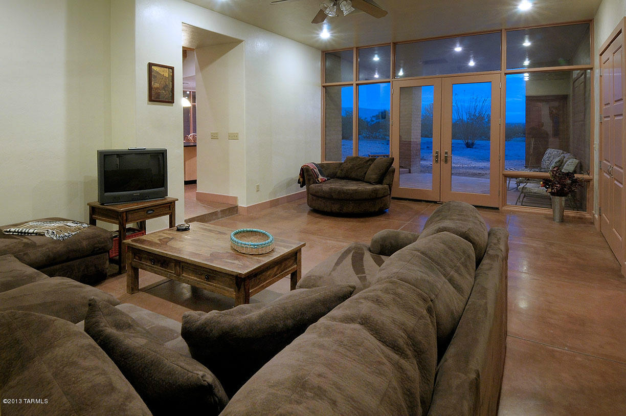 9960 East Kleindale Road Tucson, AZ 85749 - Photo 14 of 30 Gallery Image 14