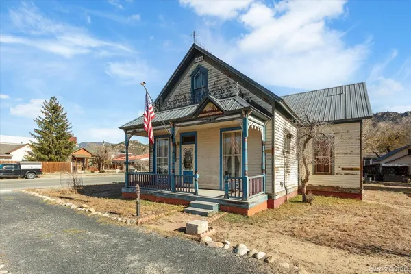 $1,600,000 | 201 South Colorado Avenue, Buena Vista, CO 81211