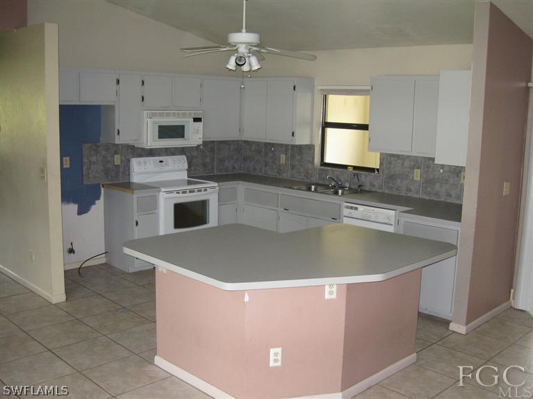 8424 Grove Road Fort Myers, FL 33967 - Photo 3 of 17 Gallery Image 3