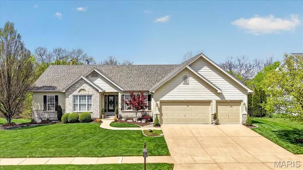 $780,000 | 17648 Westhampton Woods Drive, Wildwood, MO 63005