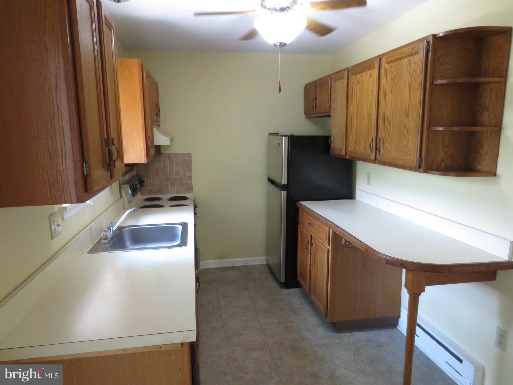 706 South Cedar Street Lititz, PA 17543 - Photo 3 of 15