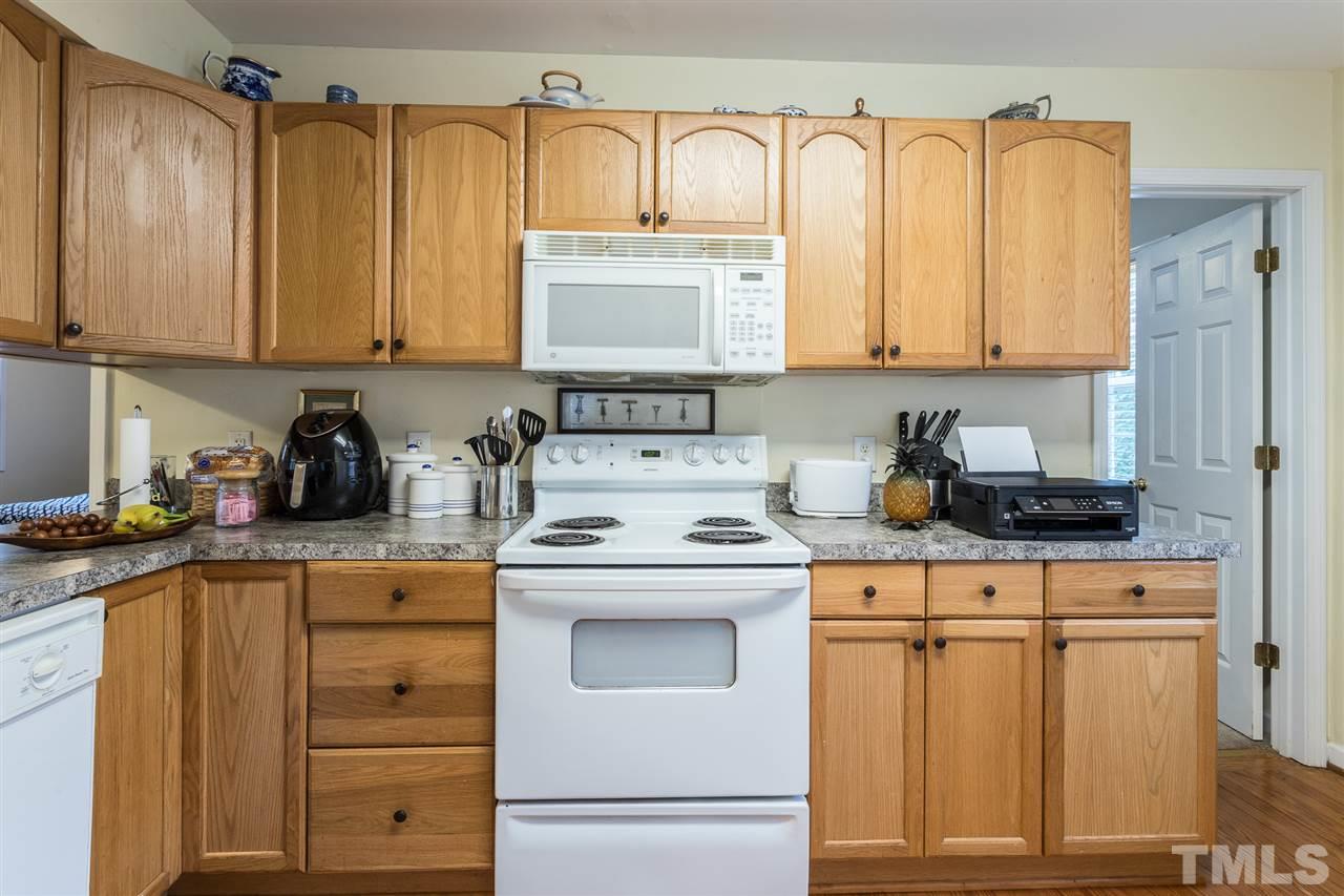 1226 Cross Link Road Raleigh, NC 27610 - Photo 13 of 24