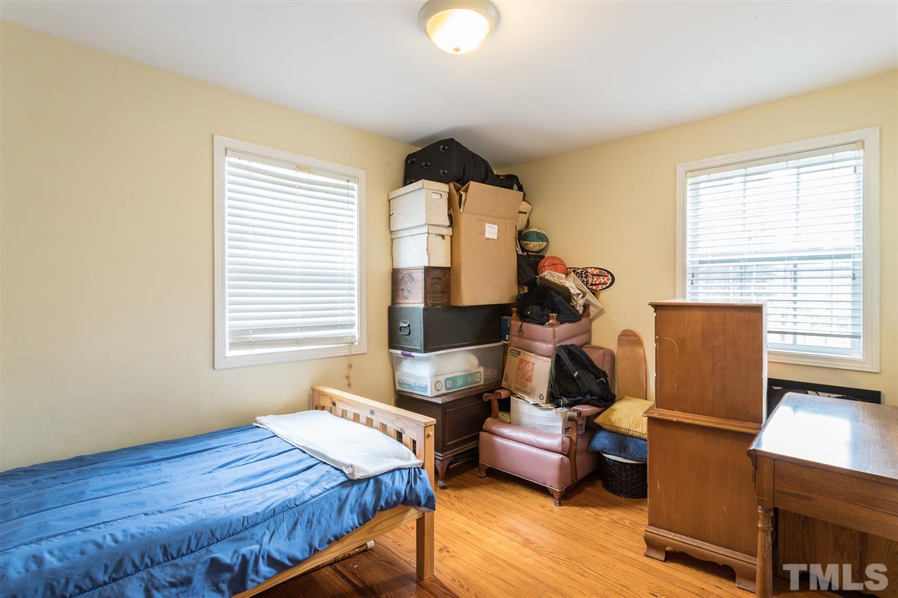 1226 Cross Link Road Raleigh, NC 27610 - Photo 16 of 24