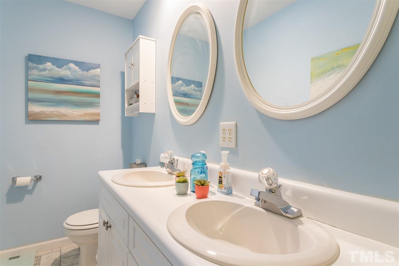 1226 Cross Link Road Raleigh, NC 27610 - Photo 19 of 24