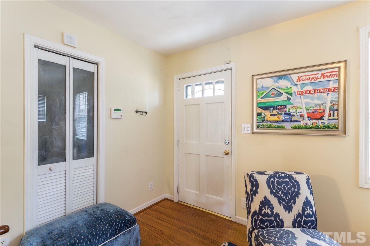 1226 Cross Link Road Raleigh, NC 27610 - Photo 4 of 24