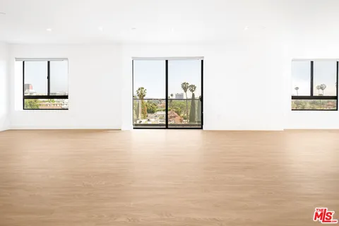 a view of a room with an empty room