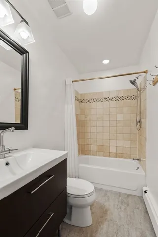 $729,000 | 96 Brook Street, Unit 3, Brookline, MA 02445