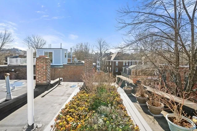 $729,000 | 96 Brook Street, Unit 3, Brookline, MA 02445