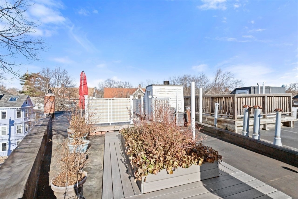 96 Brook Street, Unit 3 Brookline, MA 02445 - Photo 24 of 32 a view of city from balcony