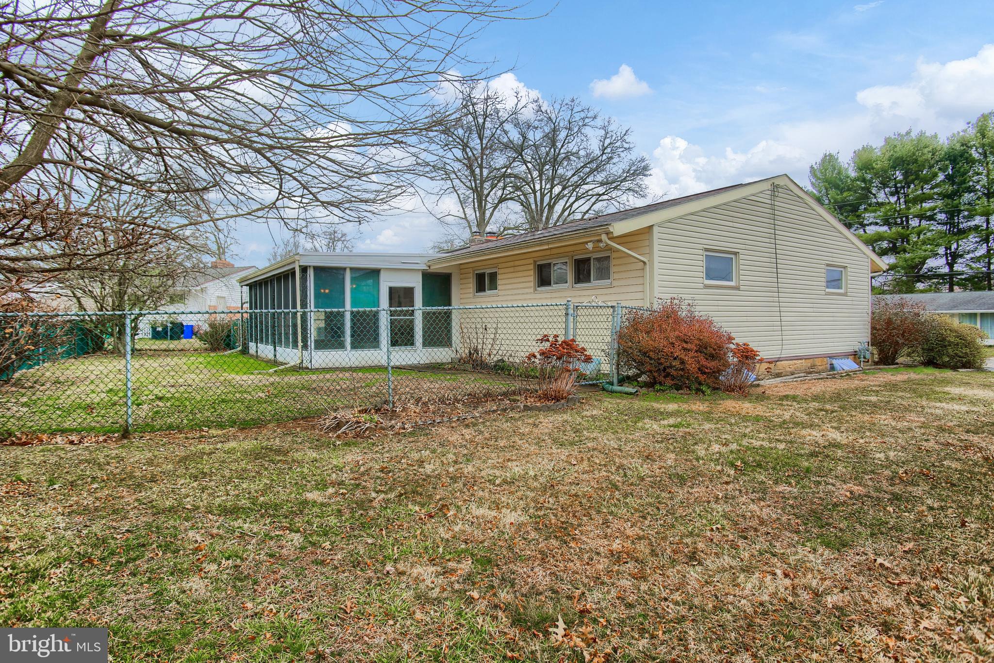 102 Runson Road Camp Hill, PA 17011 - Photo 4 of 45 Gallery Image 4