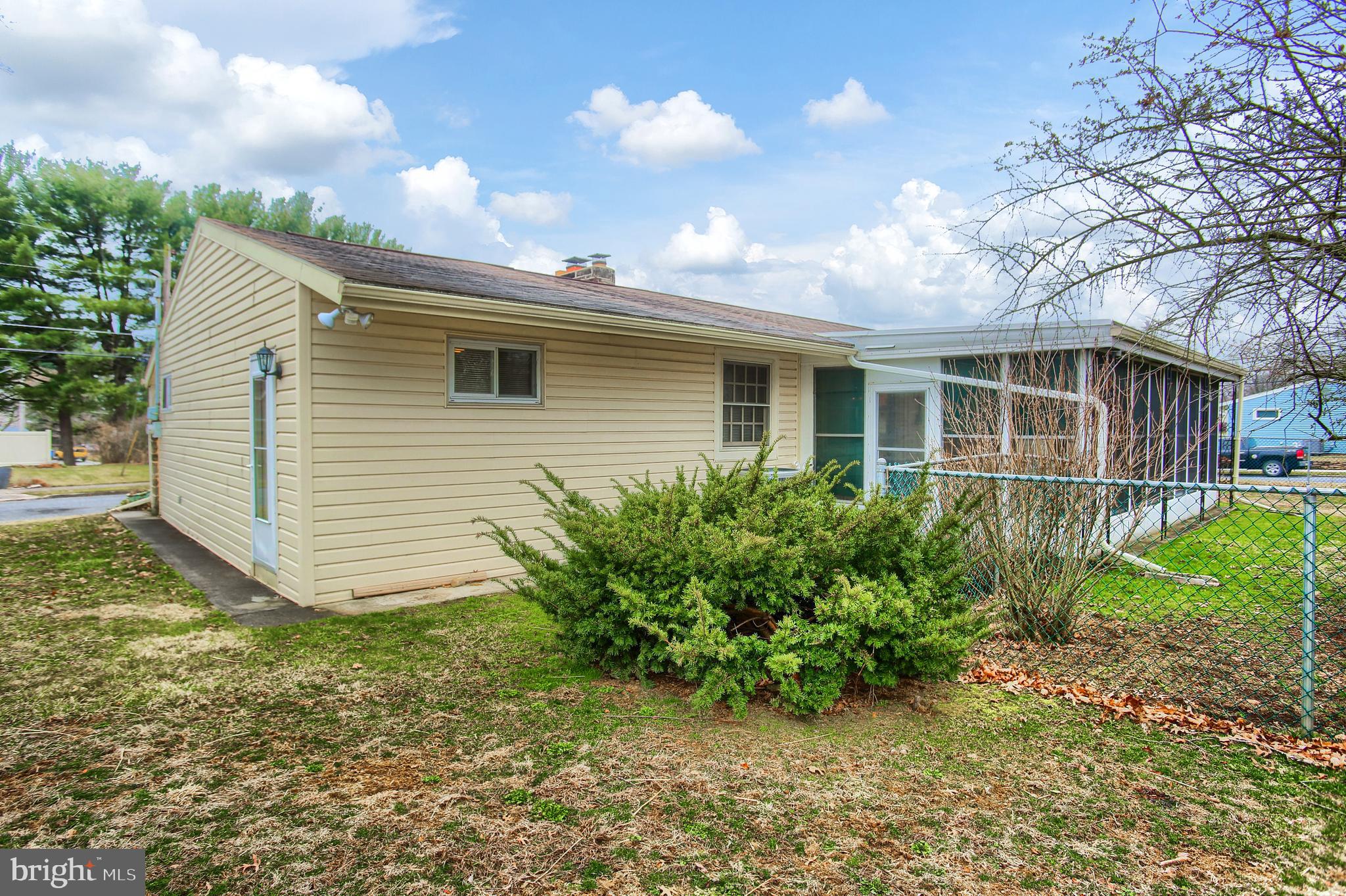 102 Runson Road Camp Hill, PA 17011 - Photo 9 of 45 Gallery Image 9