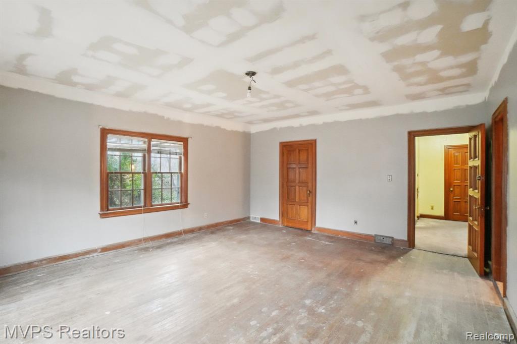 14574 Rutland Street Detroit, MI 48227 - Photo 26 of 60