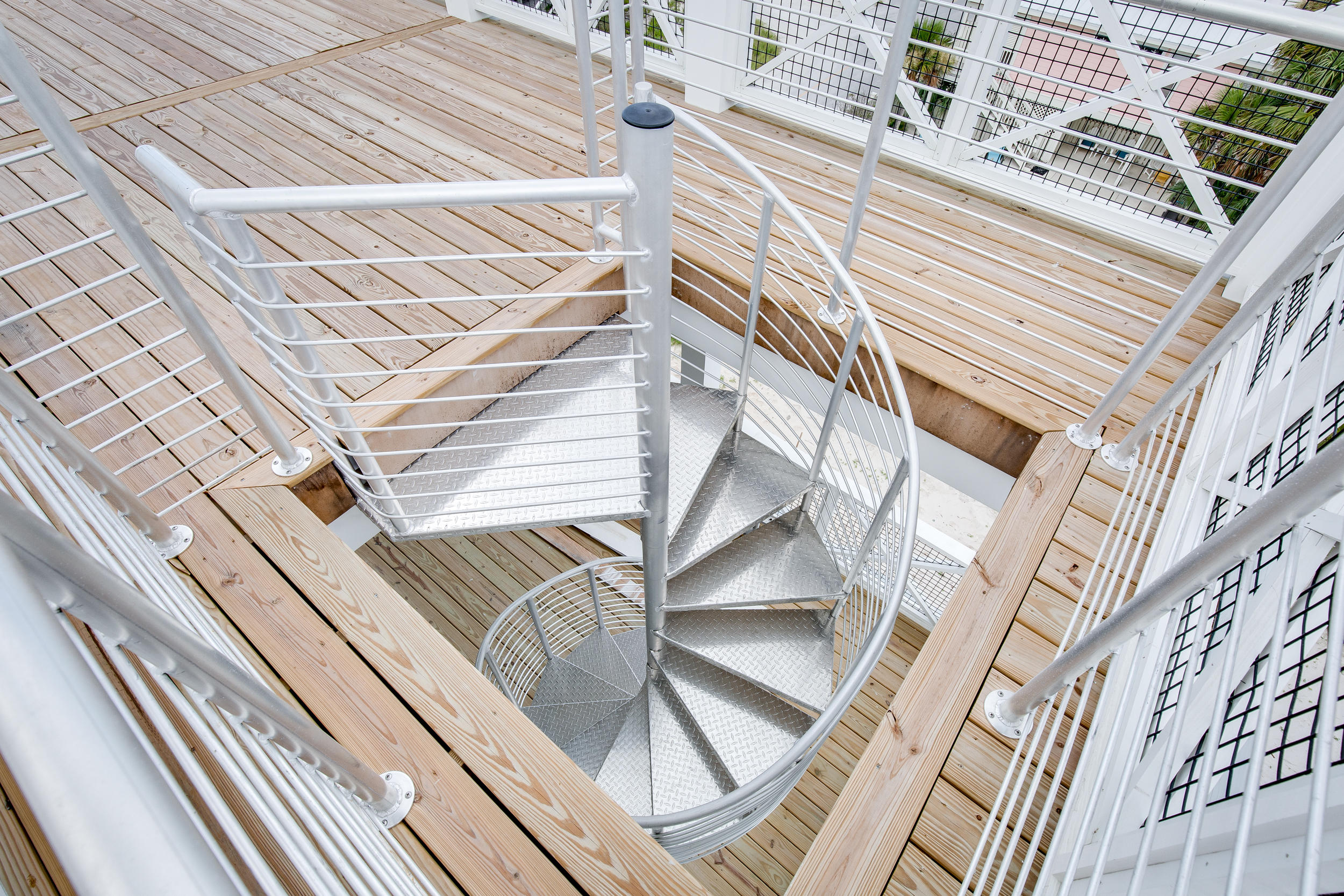 270 Magnolia Street Santa Rosa Beach, FL 32459 - Photo 3 of 20 Spiral Staircase to sundeck