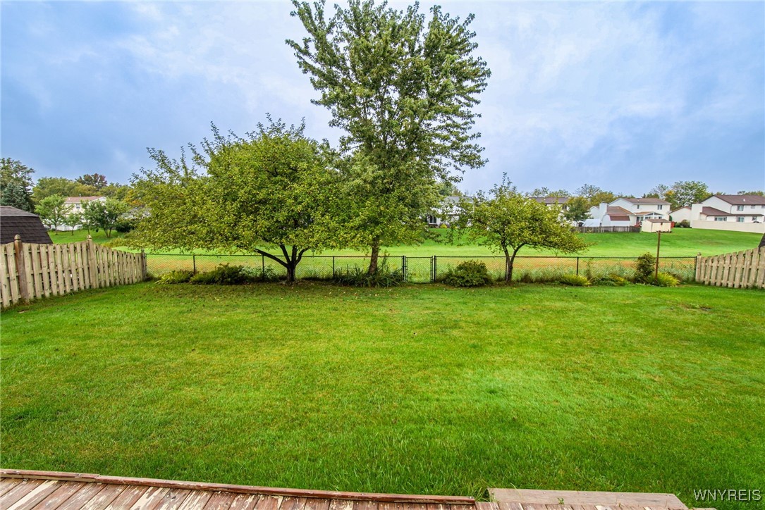 63 Gale Drive Lancaster, NY 14086 - Photo 12 of 39