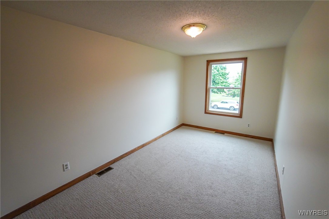 63 Gale Drive Lancaster, NY 14086 - Photo 29 of 39