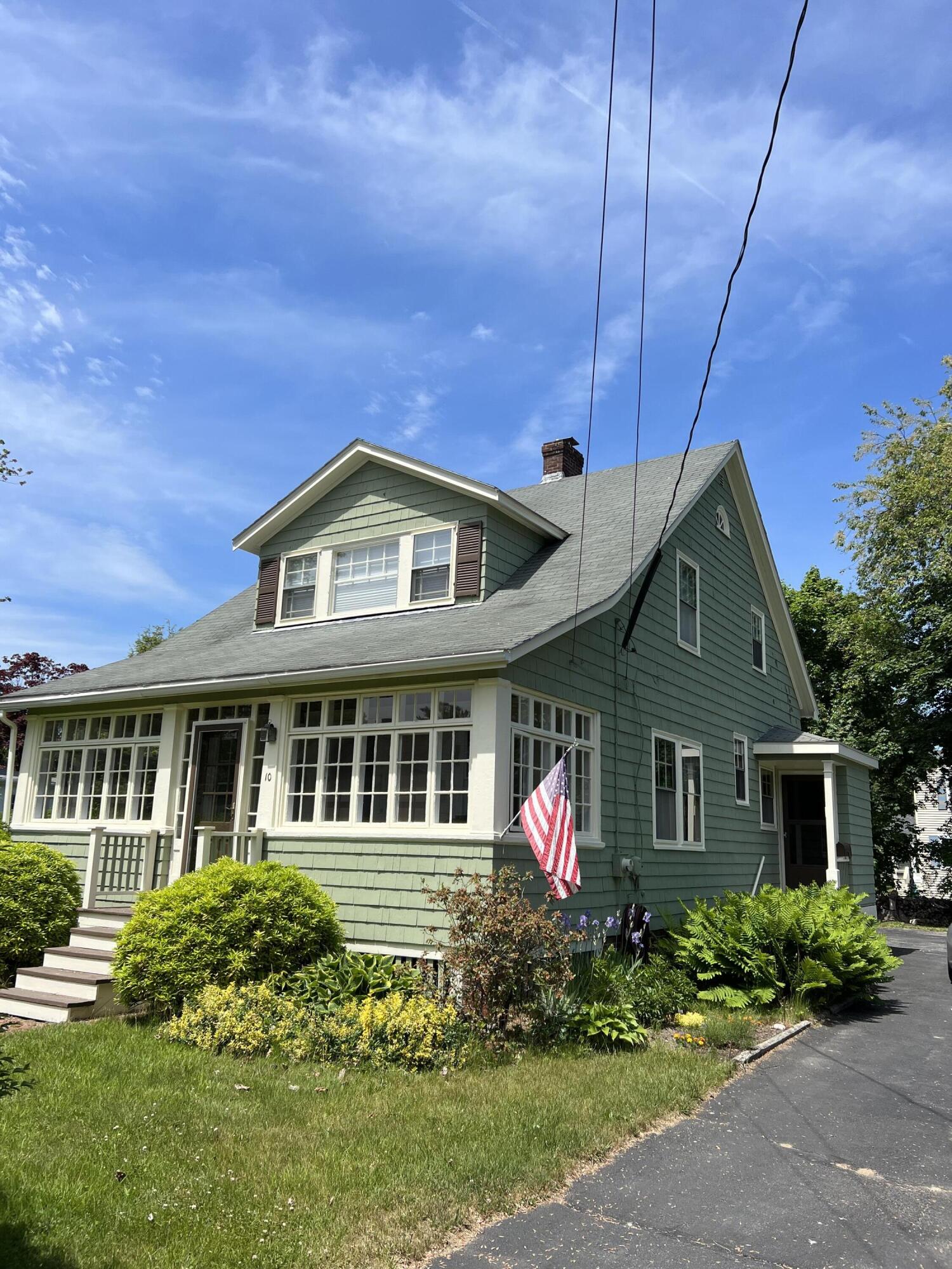 10 Phillips Road Falmouth, ME 04105 - Photo 1 of 1 10 Phillips Rd Falmouth