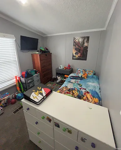 $160,000 | 205 South Oak Street, Loogootee, IN 47553