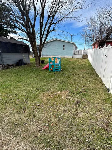 $160,000 | 205 South Oak Street, Loogootee, IN 47553