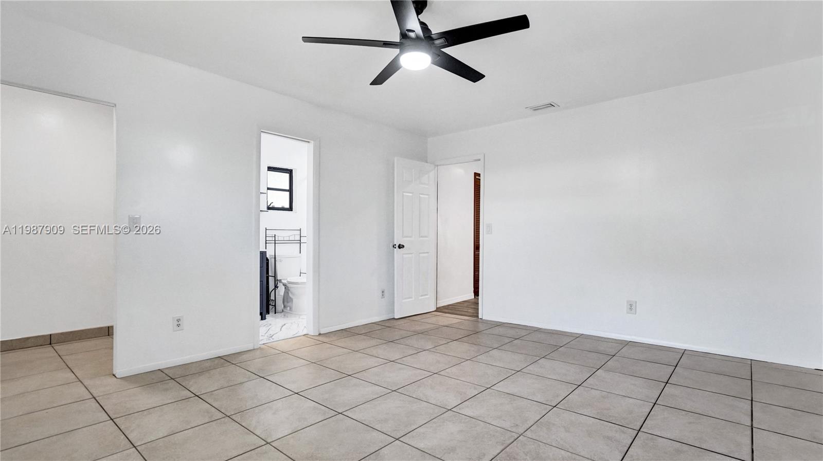 1007 North 31st Road Hollywood, FL 33021 - Photo 25 of 54