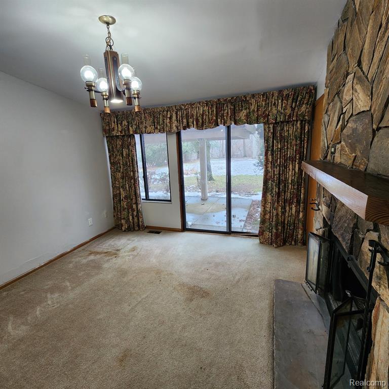 28705 Inkster Road Farmington Hills, MI 48334 - Photo 7 of 24