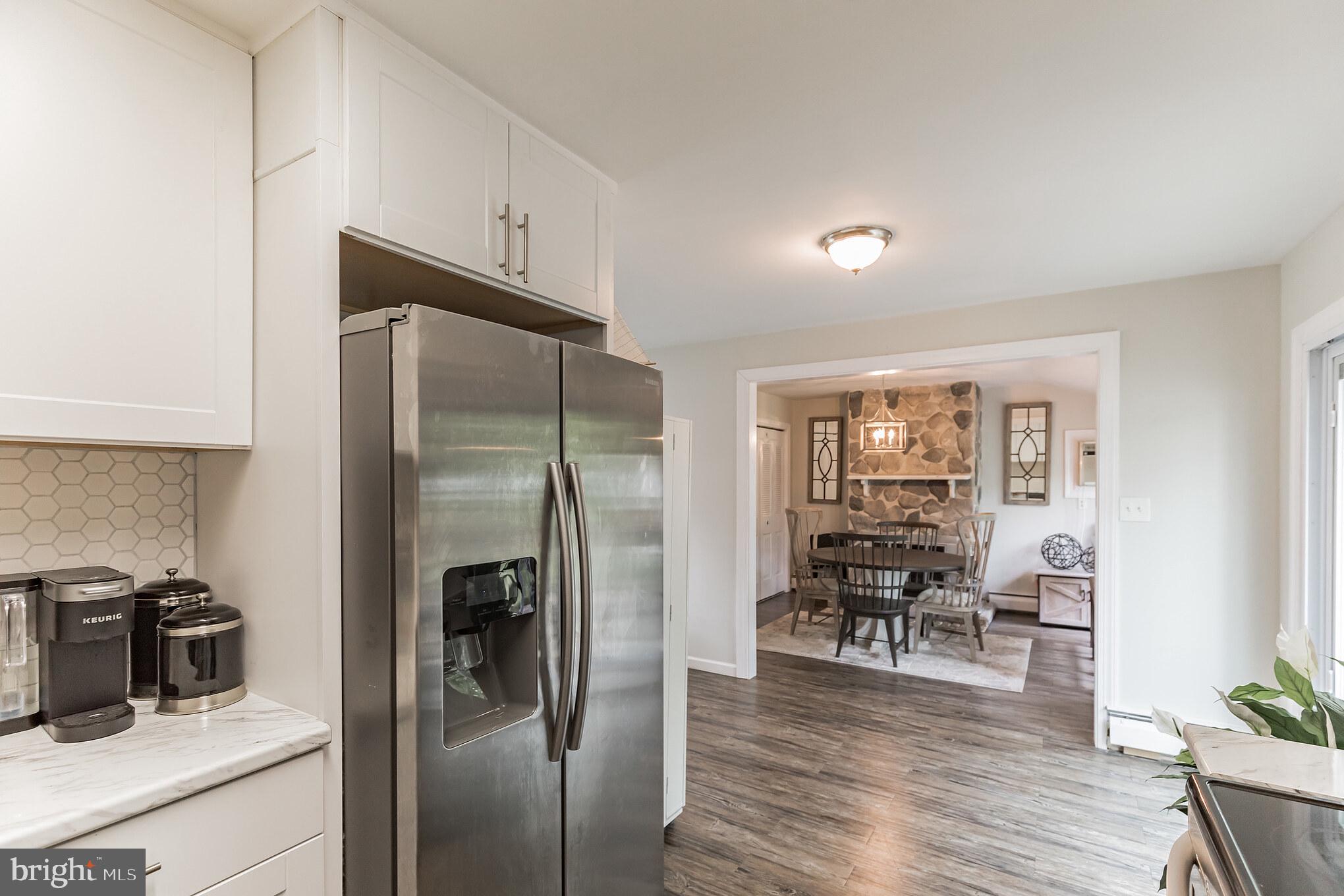86 Indian Red Road Levittown, PA 19057 - Photo 12 of 33 Gallery Image 12