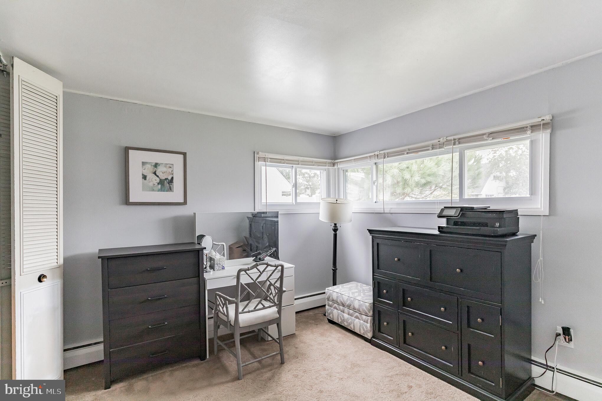 86 Indian Red Road Levittown, PA 19057 - Photo 20 of 33 Gallery Image 20