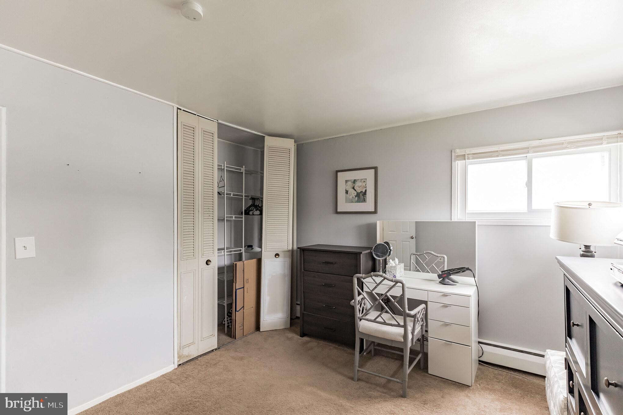 86 Indian Red Road Levittown, PA 19057 - Photo 21 of 33 Gallery Image 21