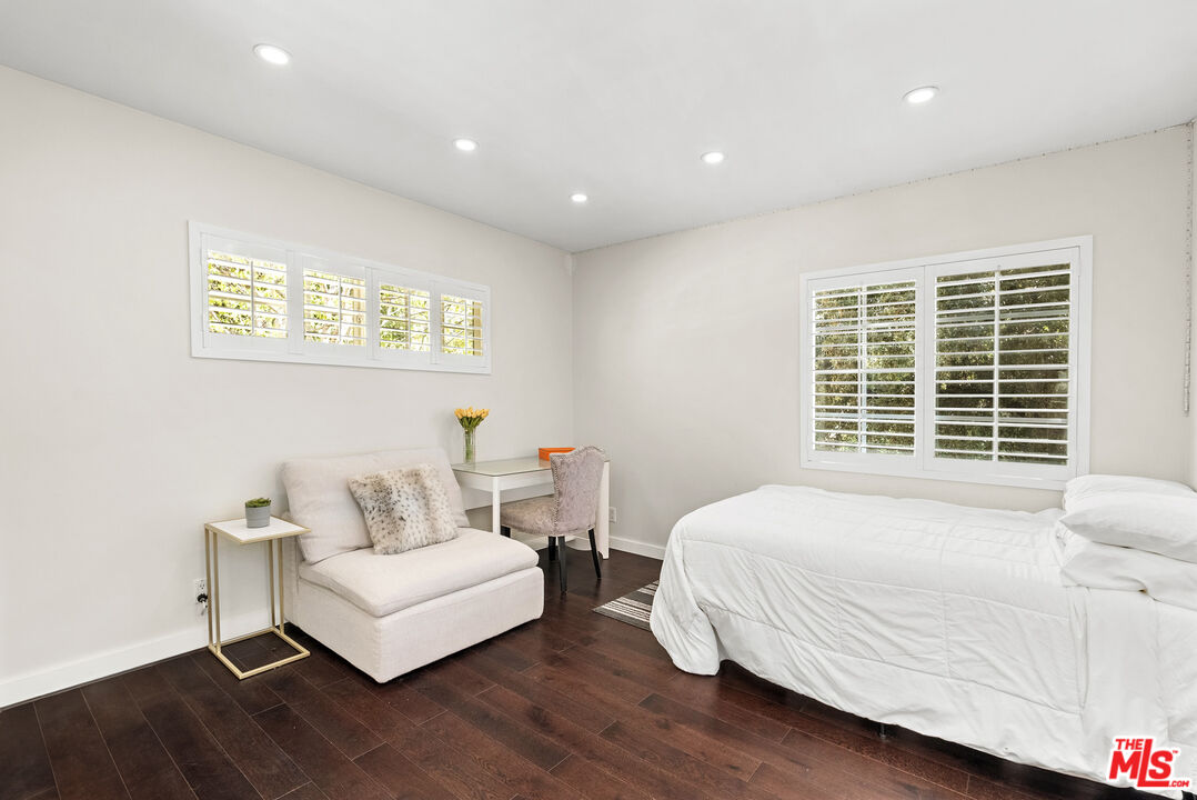 1823 Fern Lane Glendale, CA 91208 - Photo 27 of 30 a spacious bedroom with a bed and a large window