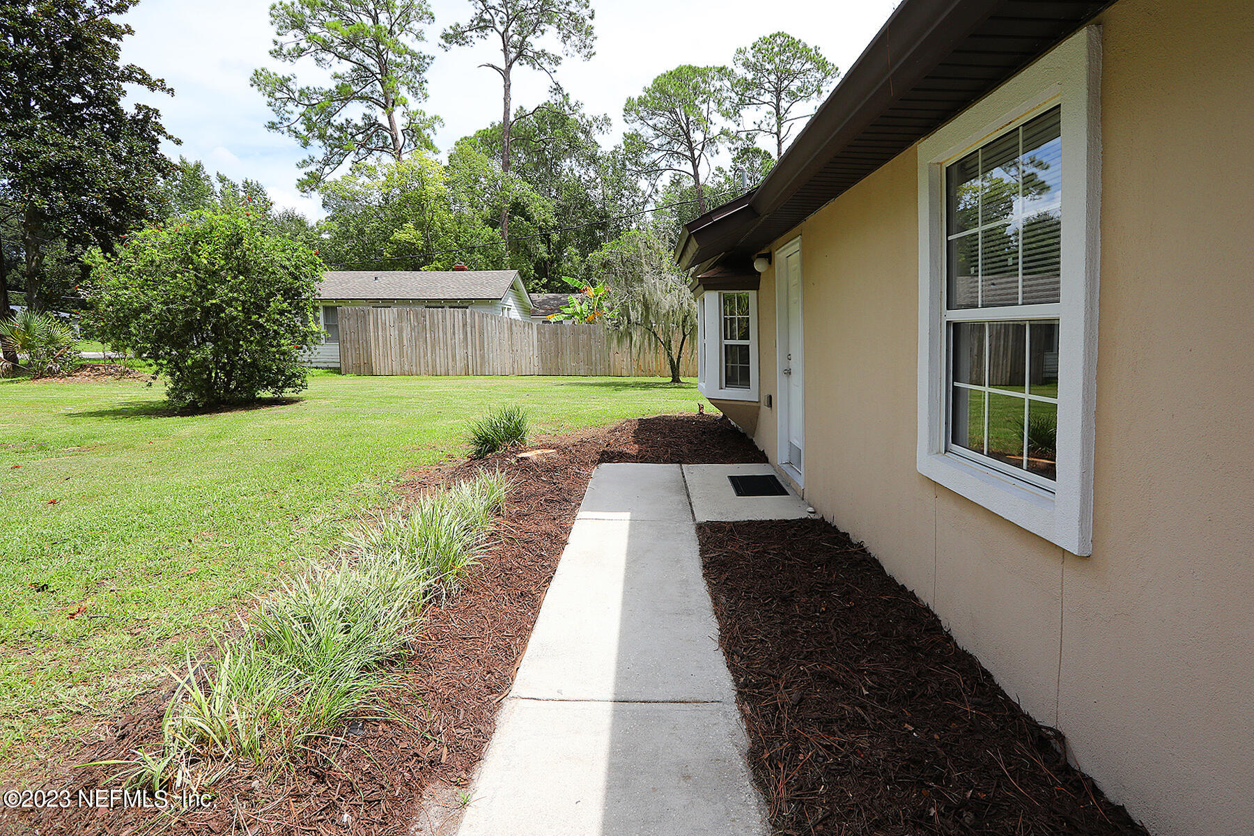 5466 Cruz Road Jacksonville, FL 32207 - Photo 24 of 26 5466 cruz 02