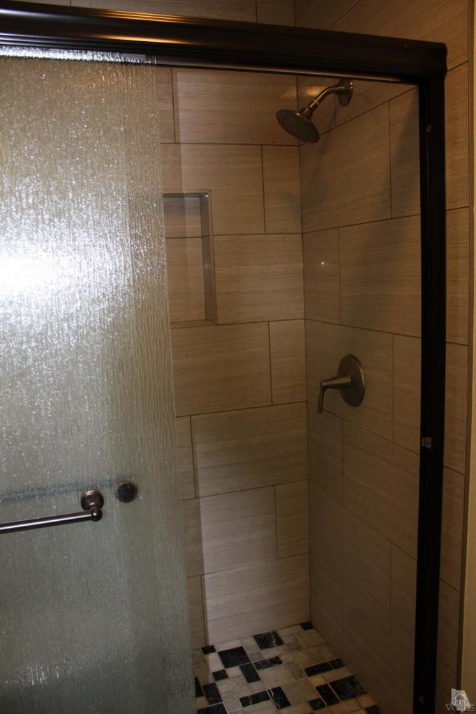 661 Arneill Road Camarillo, CA 93010 - Photo 11 of 22 a bathroom with a sink