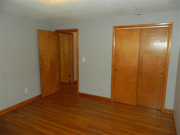 25 Devonshire Road Attleboro, MA 02703 - Photo 8 of 12 Gallery Image 8