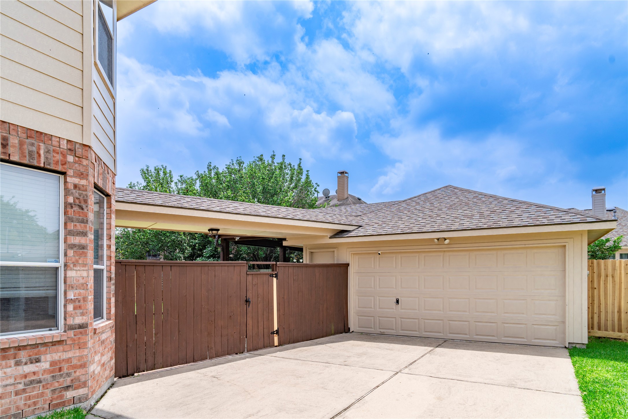 3906 Bianca Spring Lane Katy, TX 77494 - Photo 9 of 48
