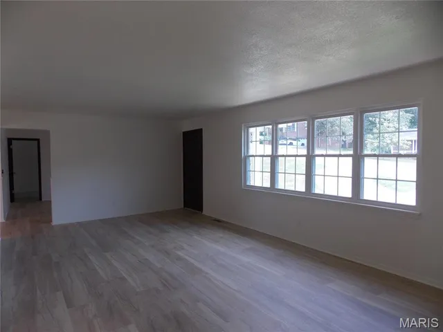 $269,900 | 2006 Holloway Drive, Poplar Bluff, MO 63901