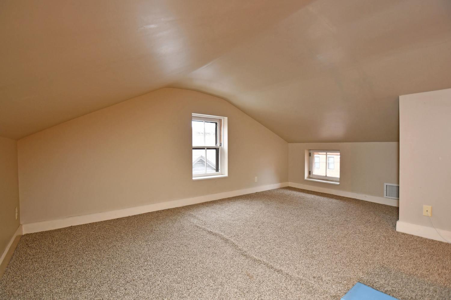 1306 Spring Street Cincinnati, OH 45202 - Photo 33 of 43