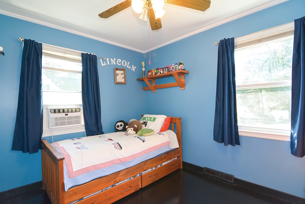 9 Donnelly Road Spencer, MA 01562 - Photo 17 of 31 Gallery Image 17