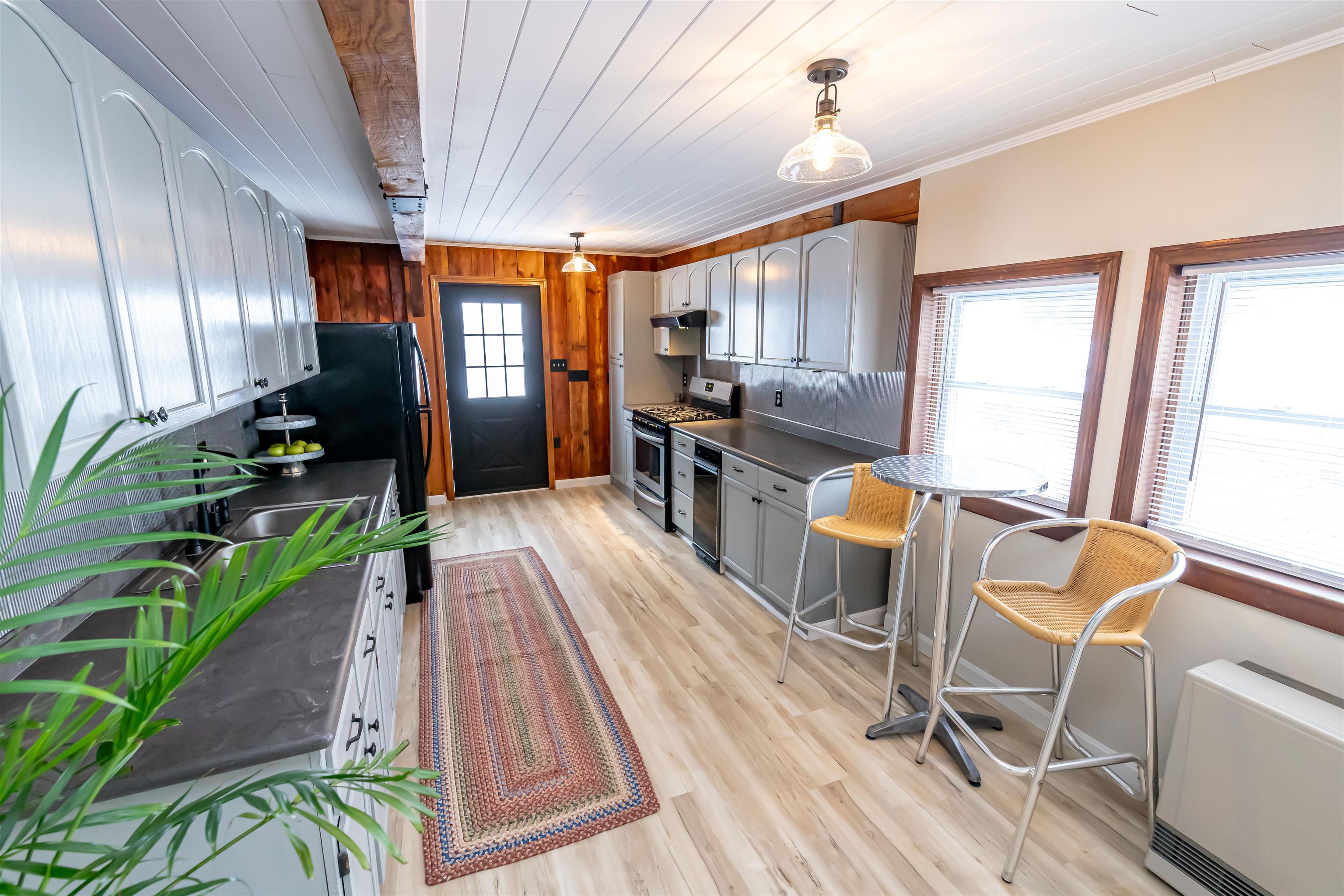 339 Fremont Road Chester, NH 03036 - Photo 7 of 20