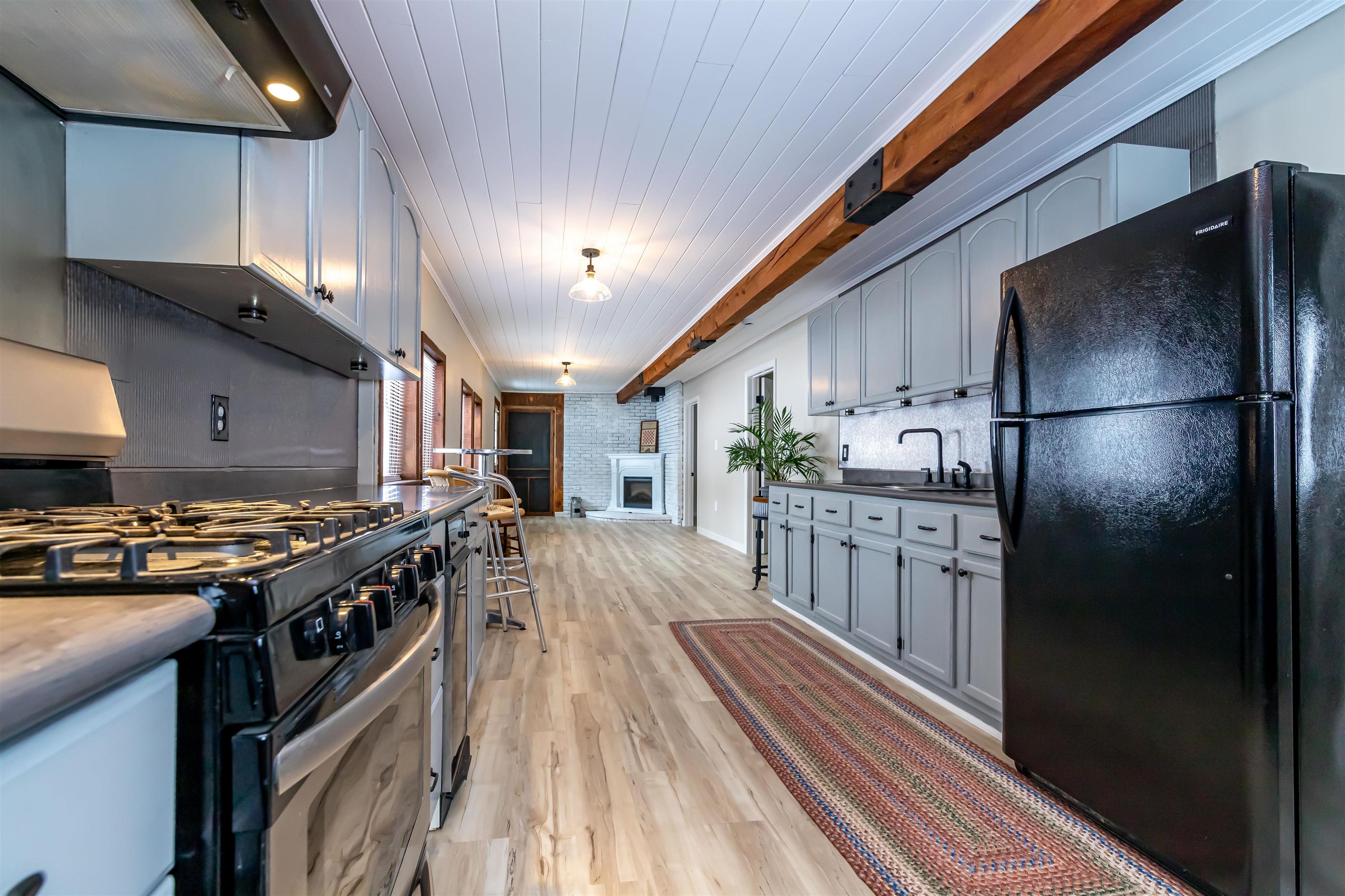 339 Fremont Road Chester, NH 03036 - Photo 8 of 20