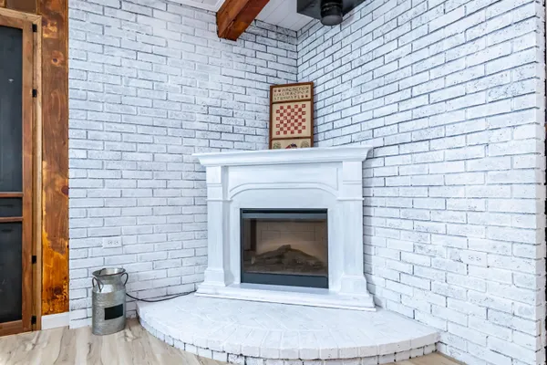 $2,900 | 339 Fremont Road, Chester, NH 03036