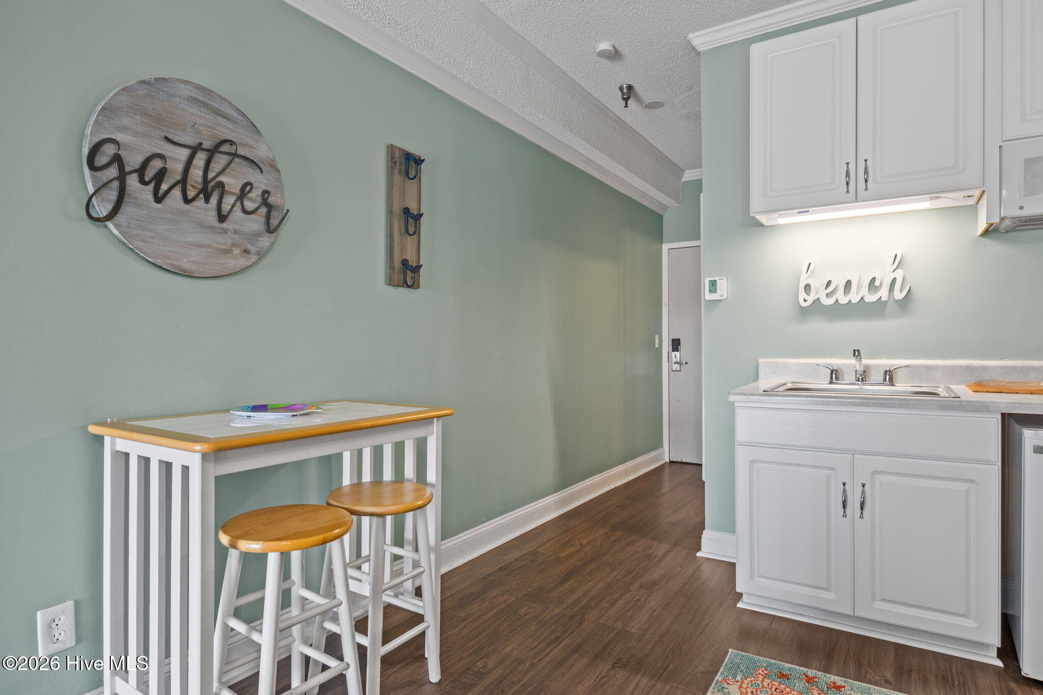 602 West Fort Macon Road, Unit 114 Atlantic Beach, NC 28512 - Photo 13 of 34 30-web-or-mls-IMG_3046