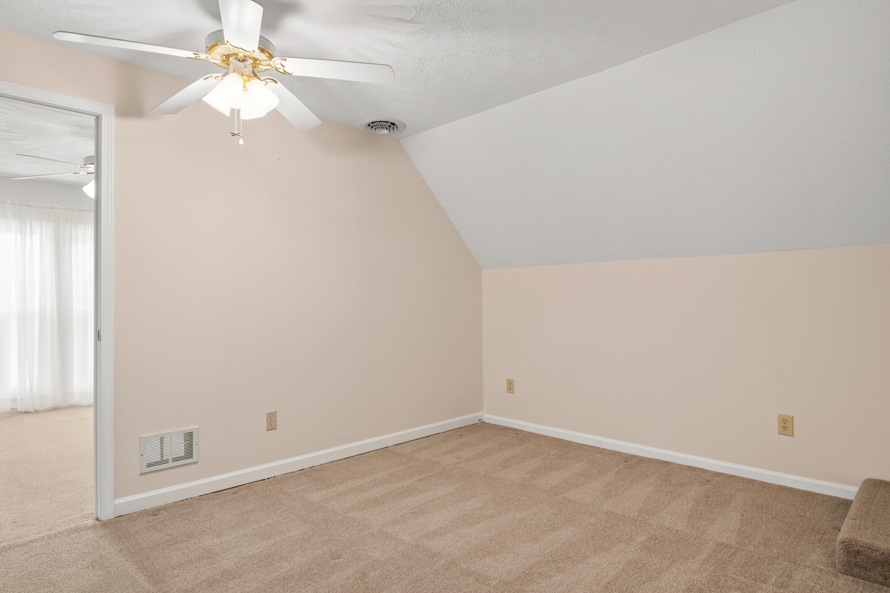 1862 Spring Valley Road Staffordsville, VA 24167 - Photo 56 of 96 Gallery Image 56