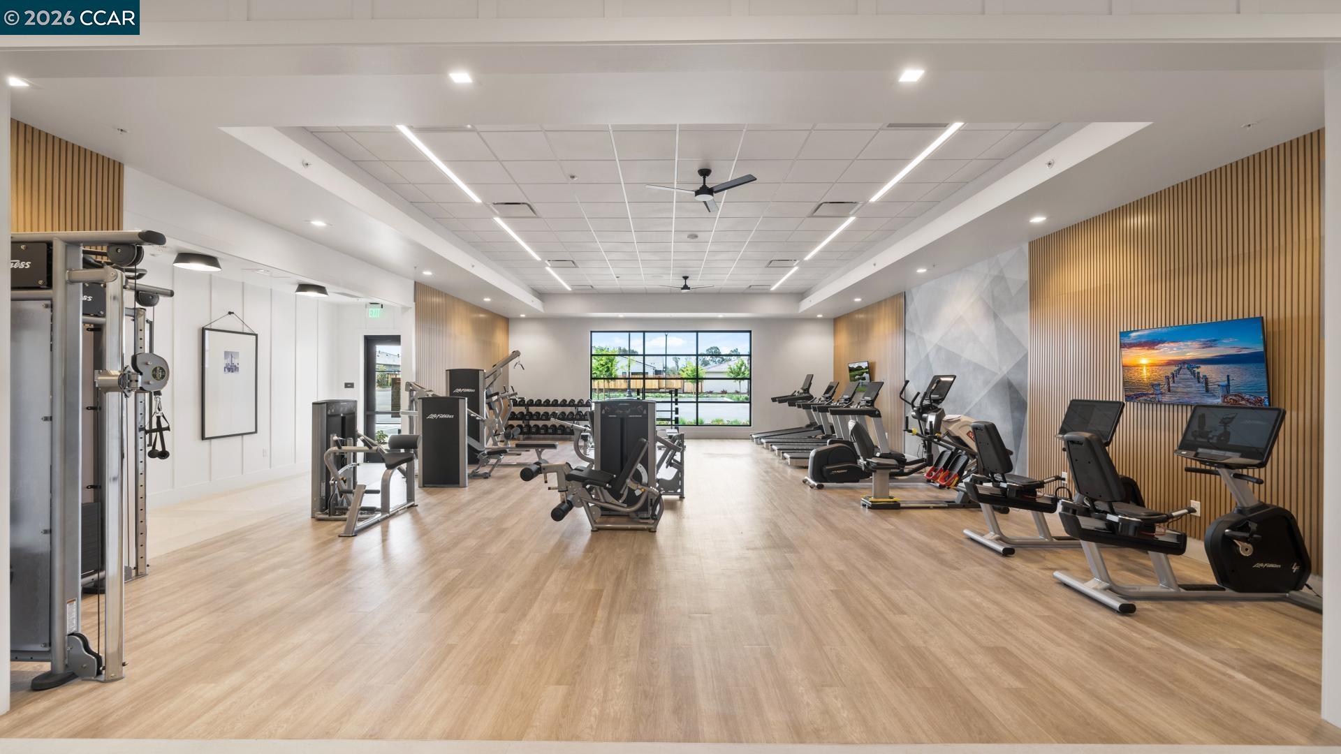 1885 Cascade Lane Tracy, CA 95377 - Photo 20 of 40 a view of a room with gym equipment