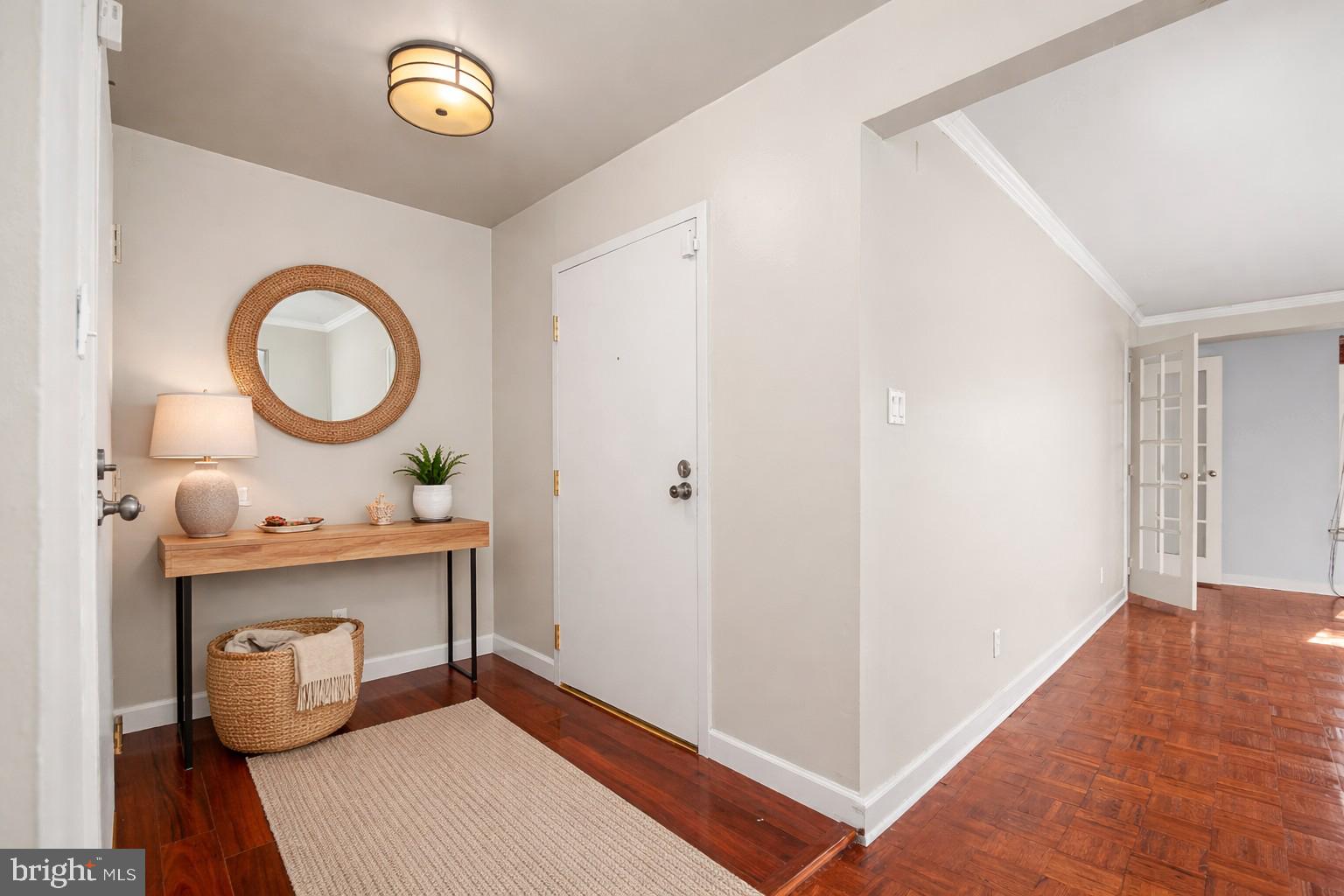 4000 Gypsy Lane, Unit 210 Philadelphia, PA 19129 - Photo 3 of 35 a very nice looking room with a large window
