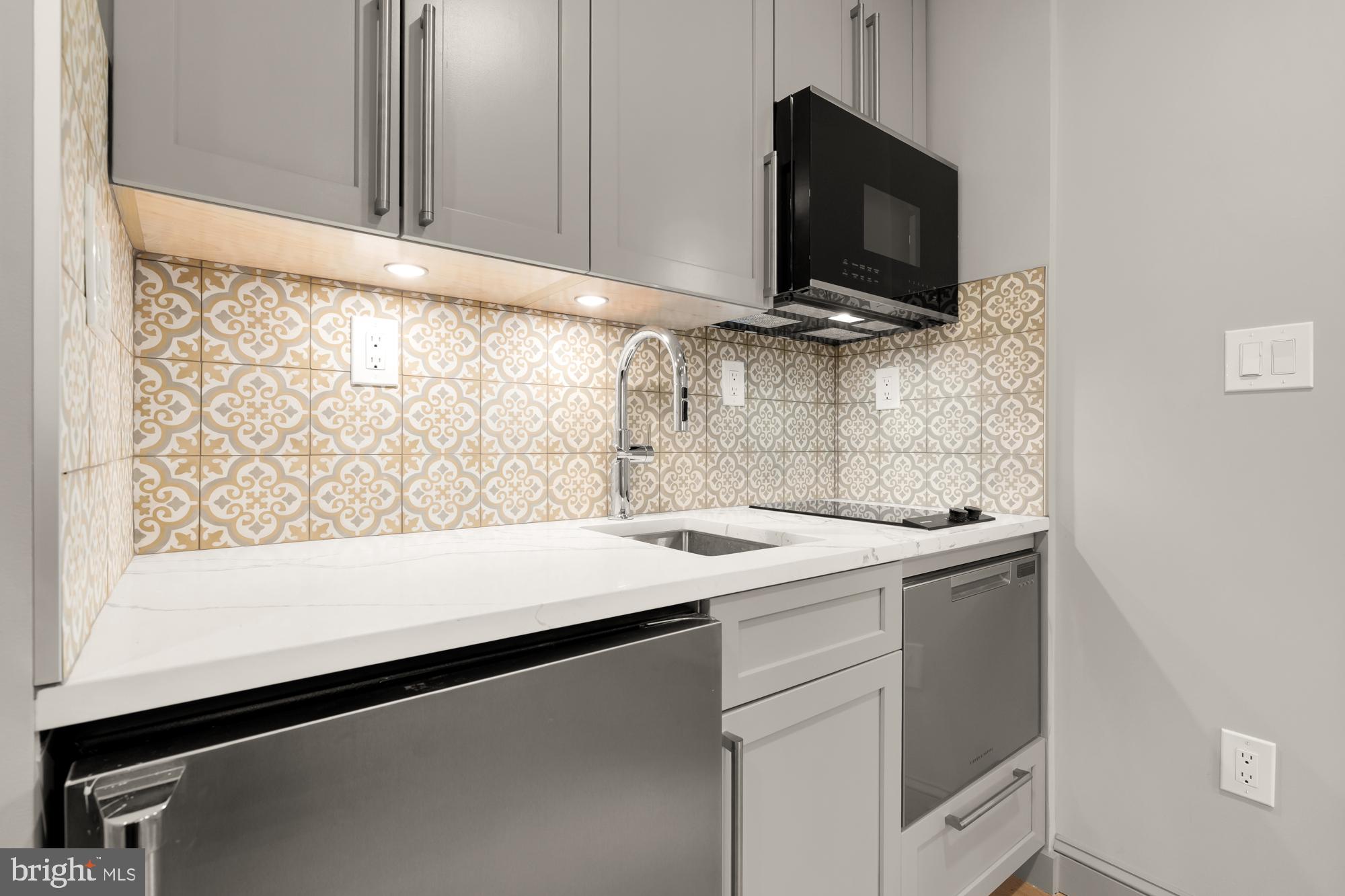 4111 18th Road North, Unit 1 Arlington, VA 22207 - Photo 11 of 35