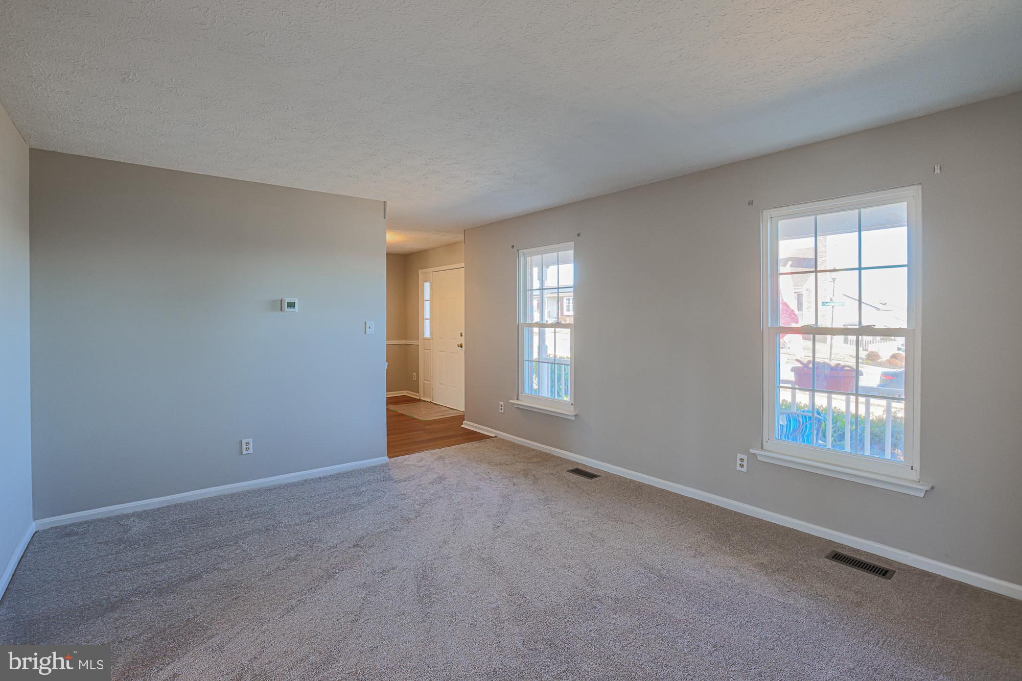 3607 Parkhurst Way Baltimore, MD 21236 - Photo 25 of 63 an empty room with windows