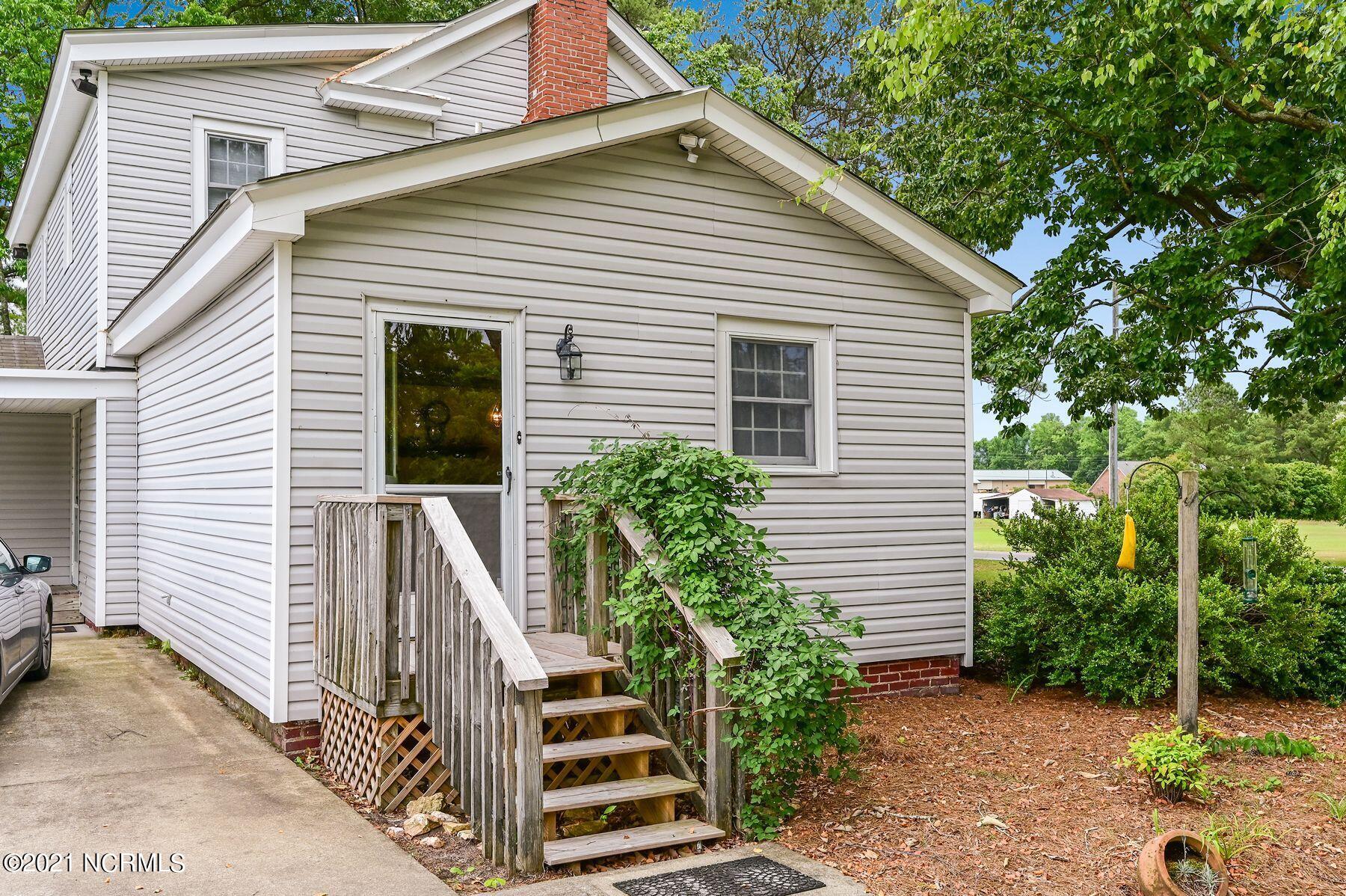 526 Forlines Road Winterville, NC 28590 - Photo 9 of 40 p-7