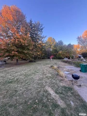 $70,900 | 214 West McDonough Street, Macomb, IL 61455