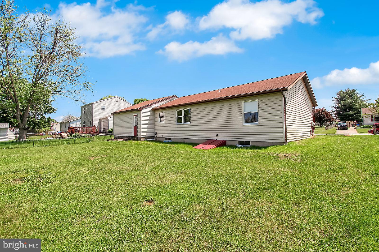 3072 Muirfield Road Dover, PA 17315 - Photo 22 of 25 Gallery Image 22