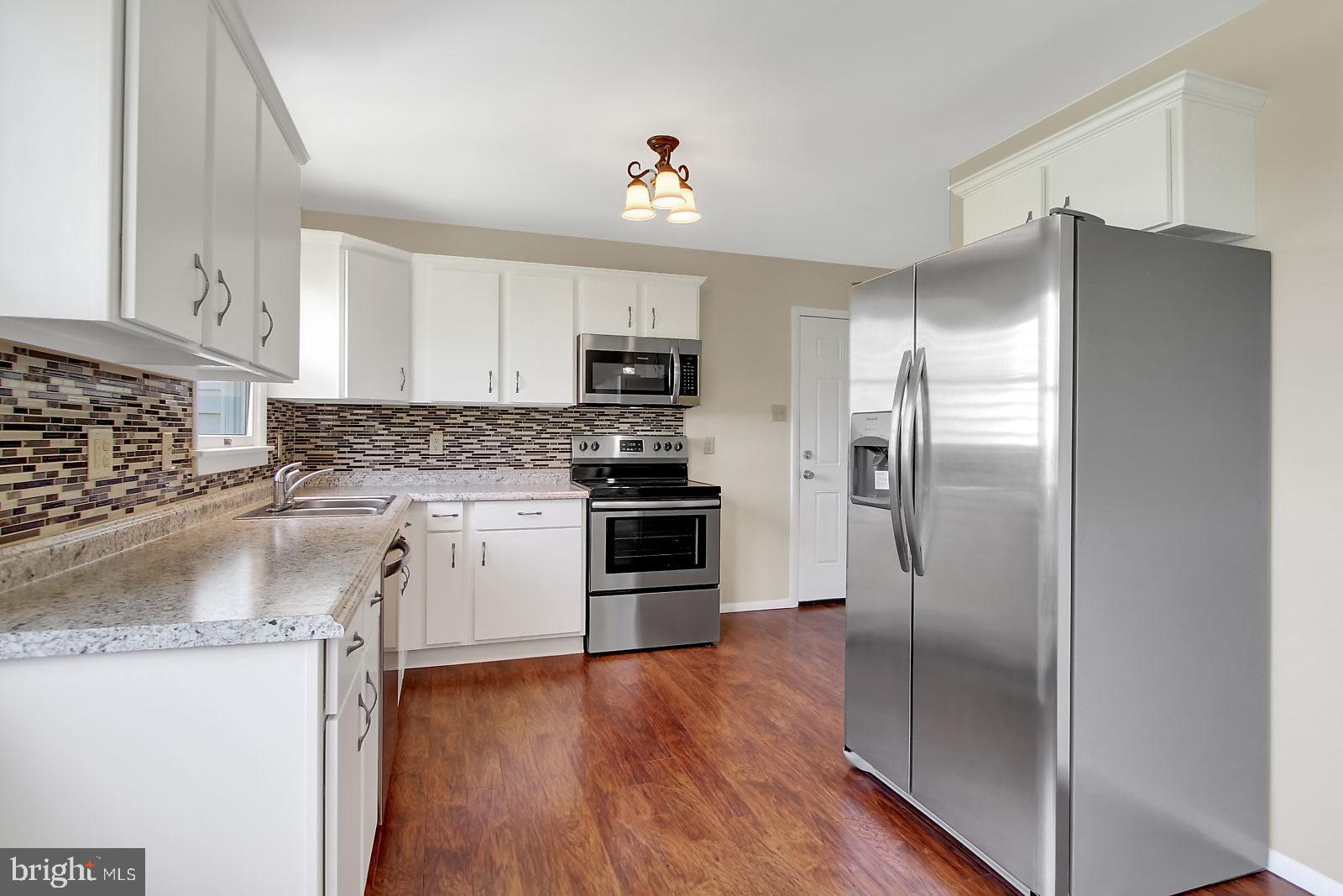 3072 Muirfield Road Dover, PA 17315 - Photo 8 of 25 Gallery Image 8